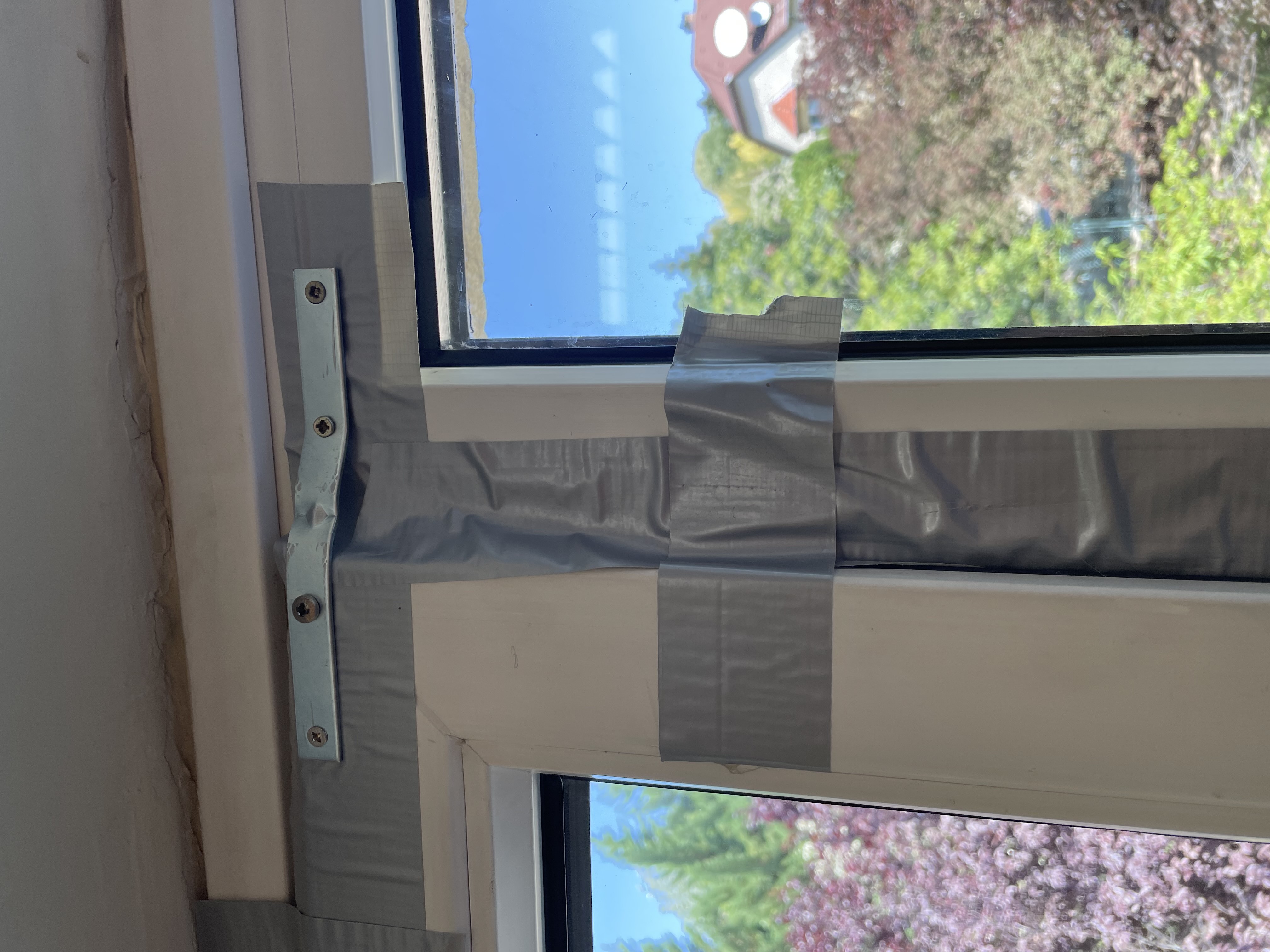 műanyag ablak duct tape